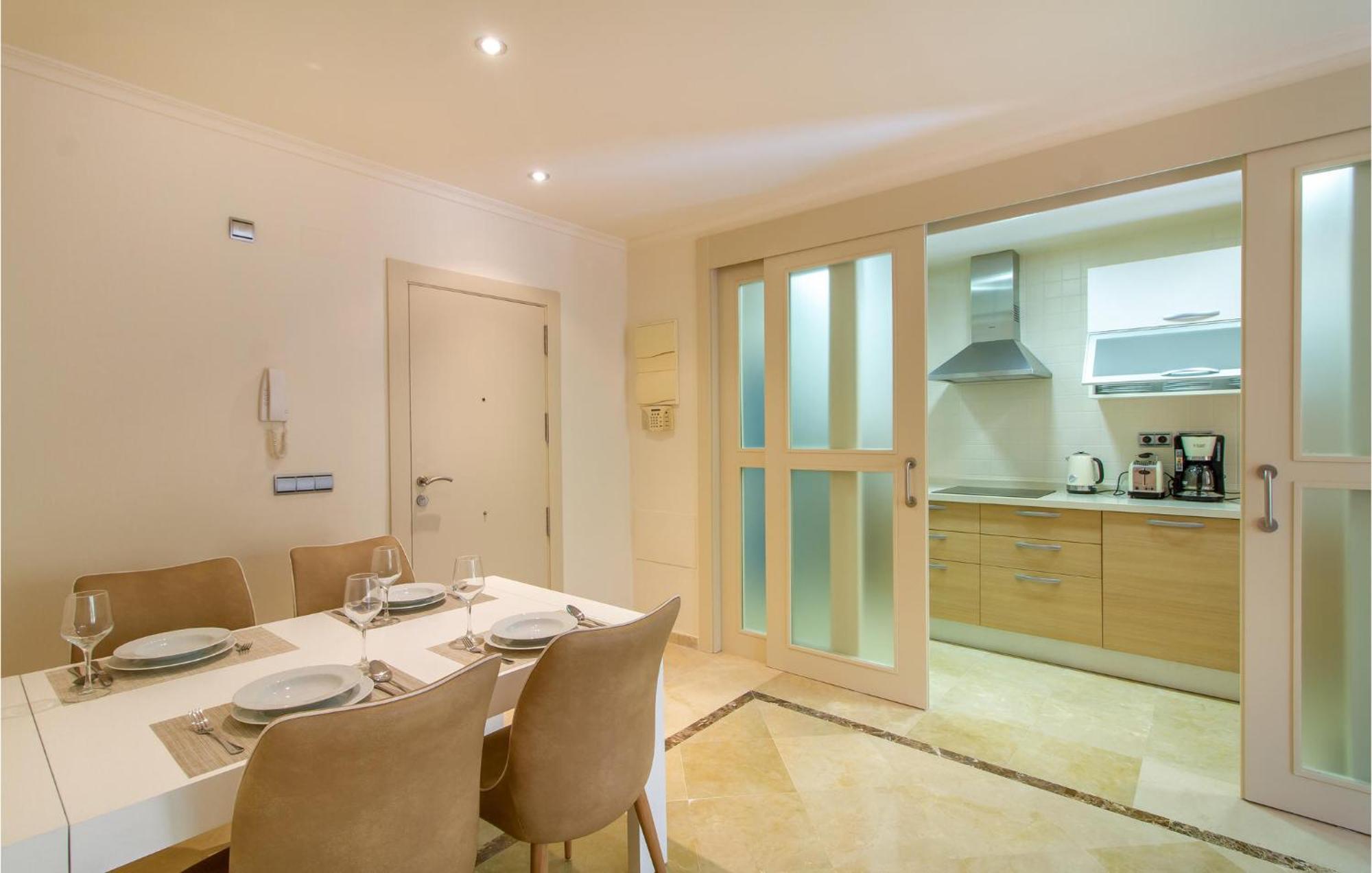Lovely Apartment In Los Alcazares With Kitchen Luaran gambar