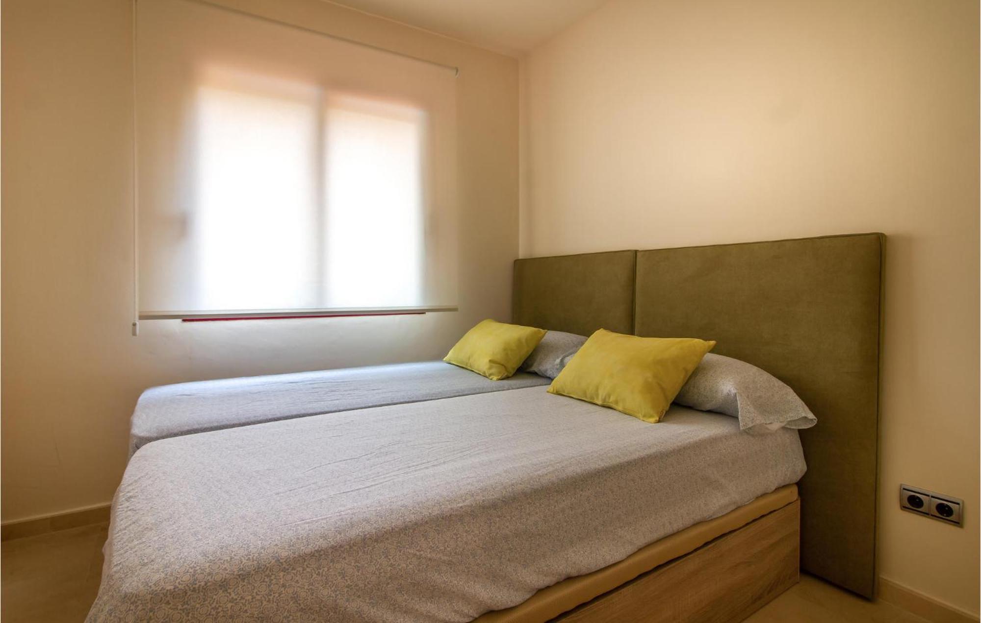 Lovely Apartment In Los Alcazares With Kitchen Luaran gambar