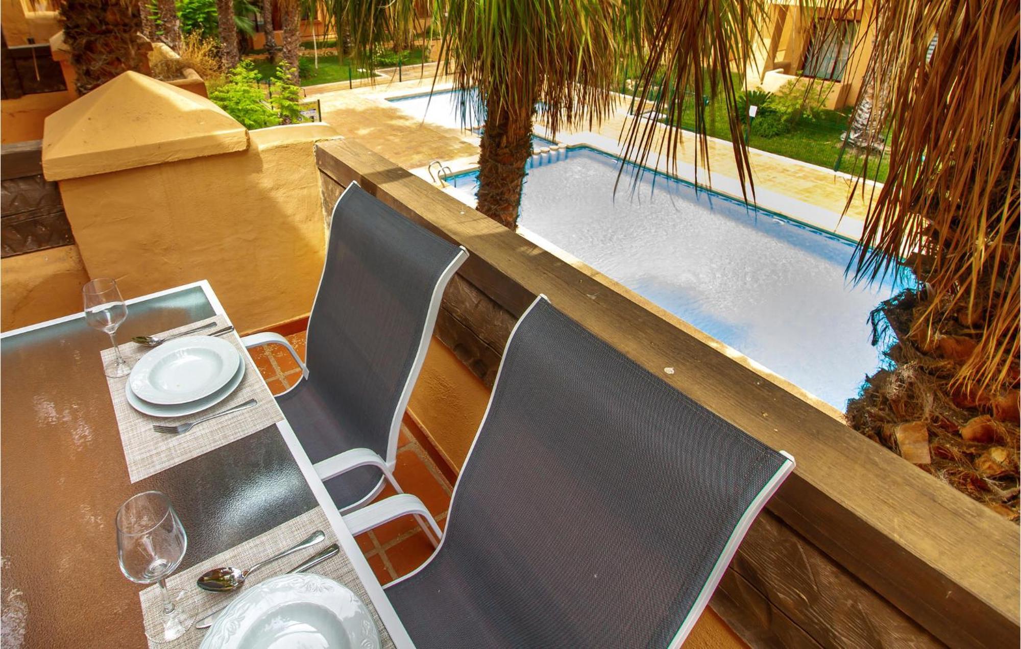 Lovely Apartment In Los Alcazares With Kitchen Luaran gambar
