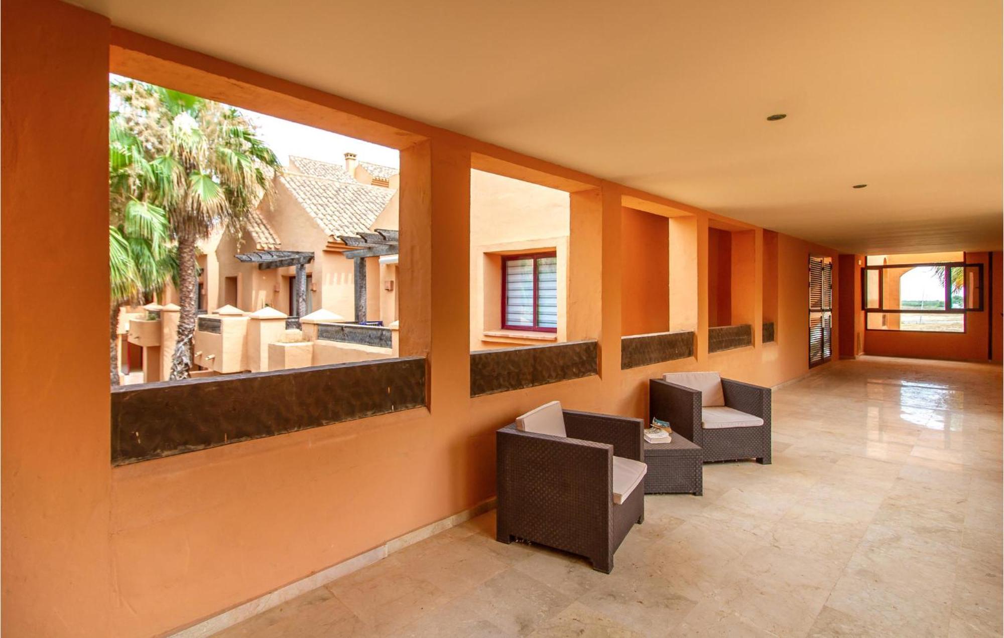 Lovely Apartment In Los Alcazares With Kitchen Luaran gambar