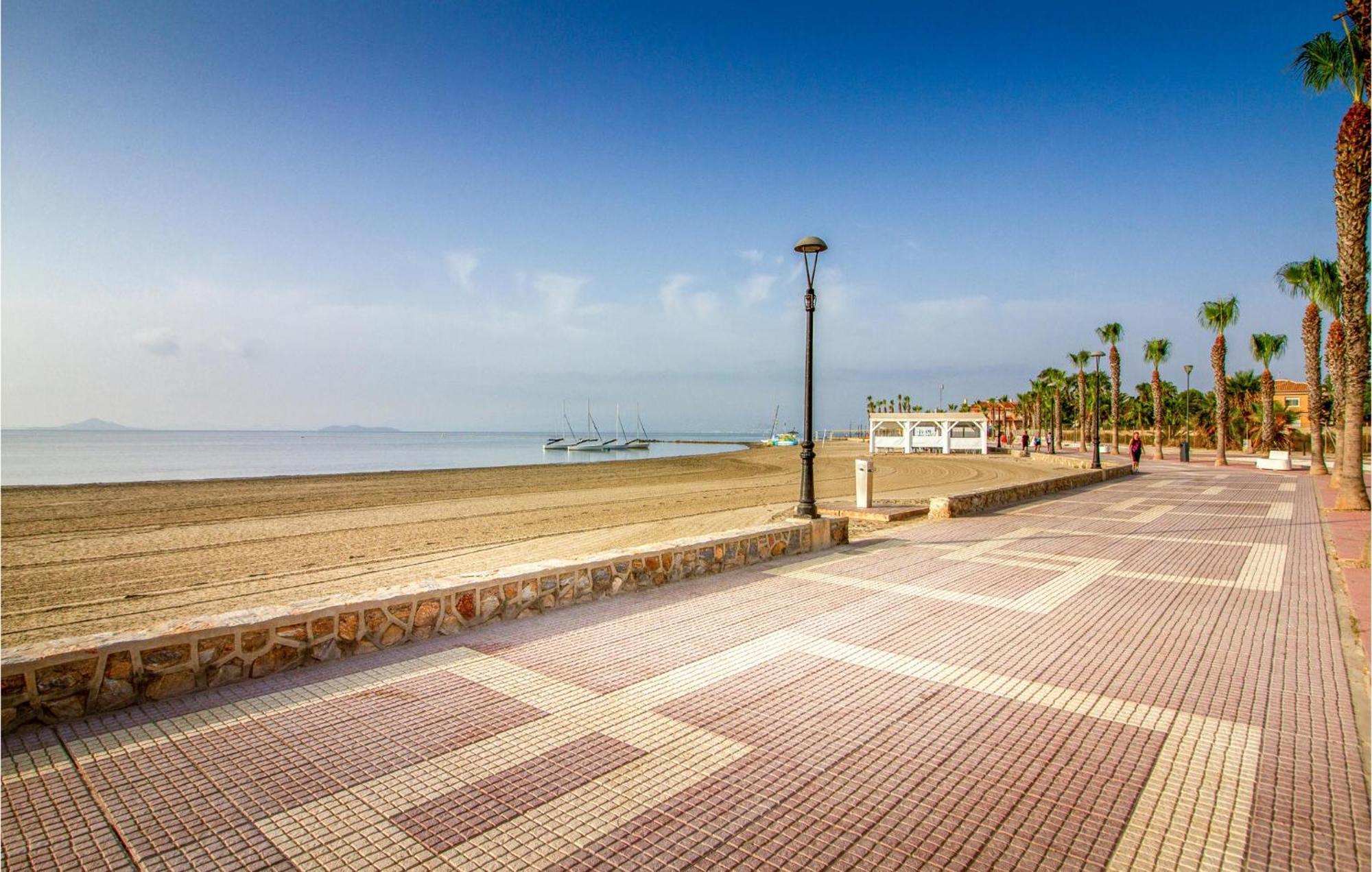 Lovely Apartment In Los Alcazares With Kitchen Luaran gambar