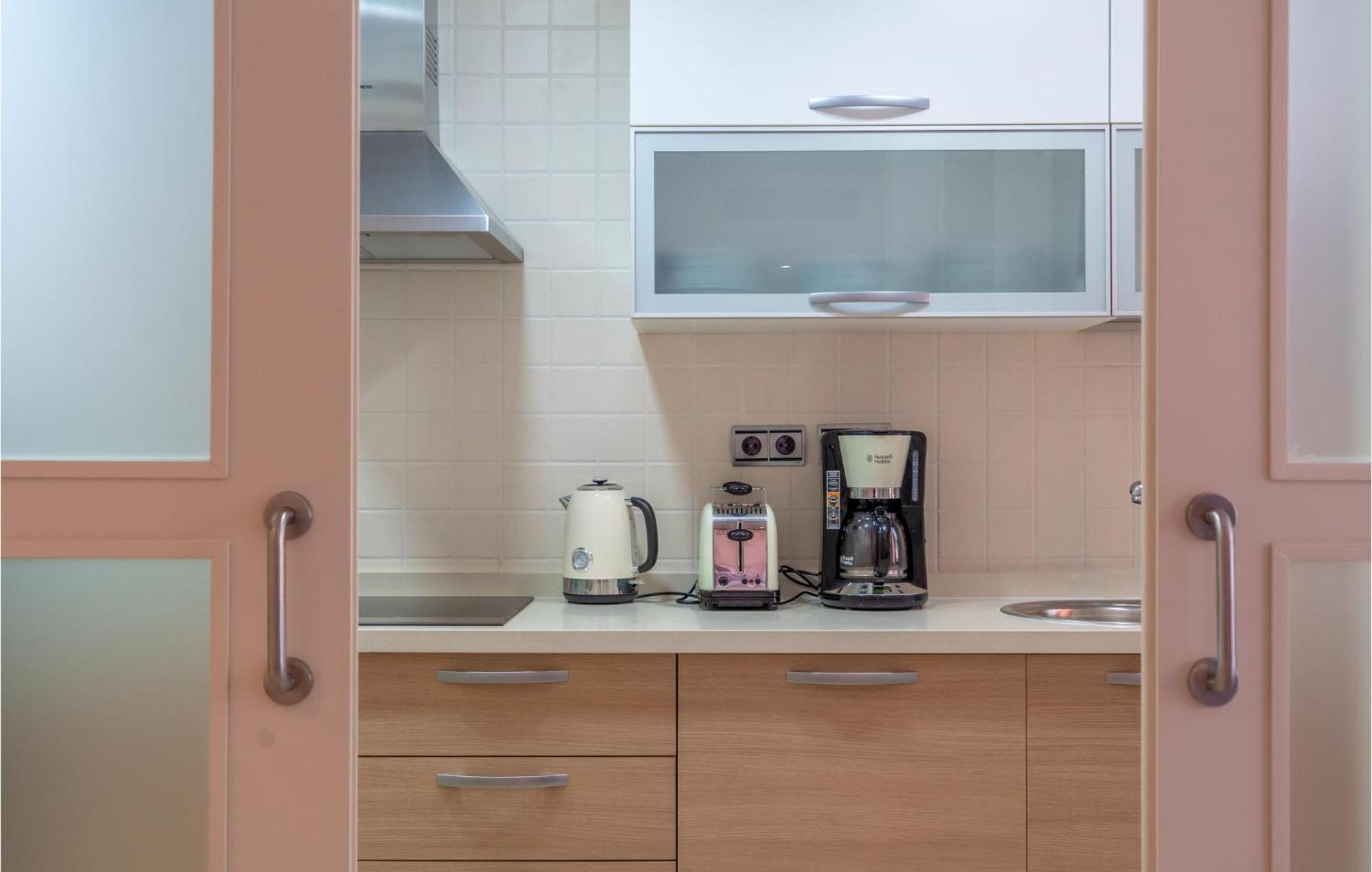 Lovely Apartment In Los Alcazares With Kitchen Luaran gambar